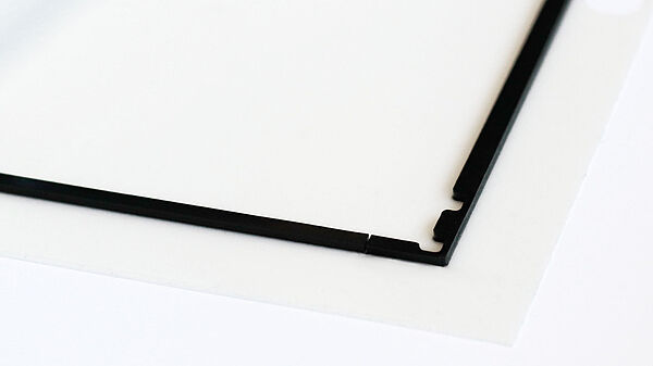 [Translate to Englisch:] Displayverklebung